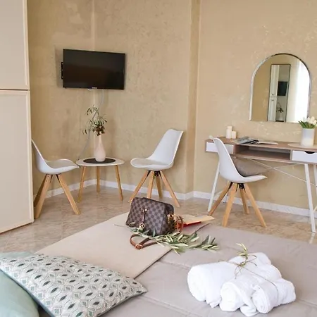 Lilium Apartment, Parco Velino Sirente * 切拉诺