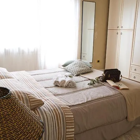 Lilium Apartment, Parco Velino Sirente דירה *